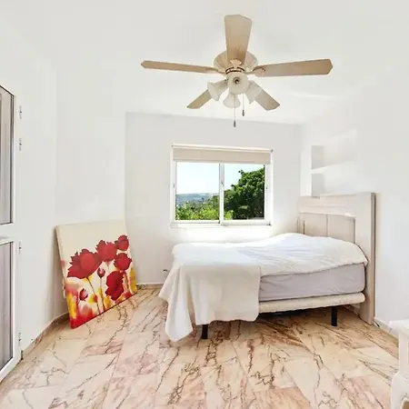 Opium Retreat * إِستيبونا